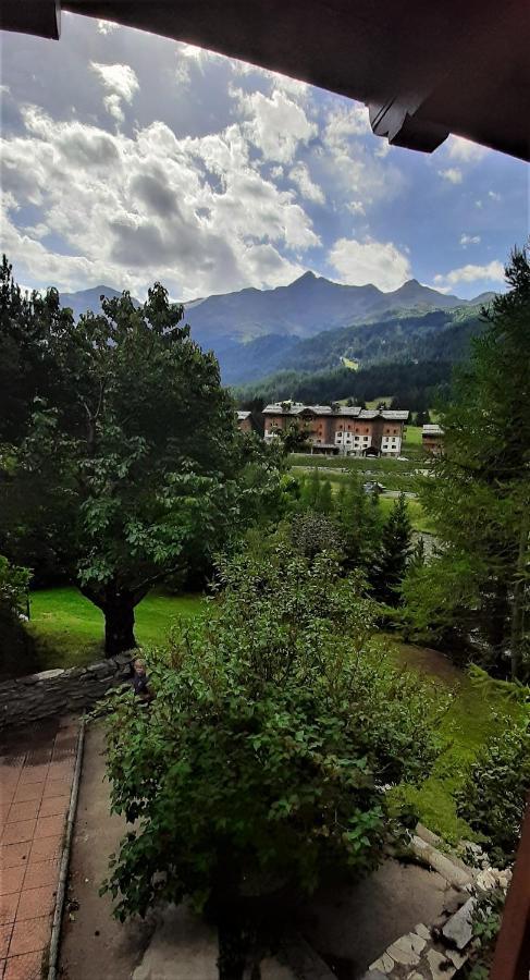 Hotel La Cle Des Champs Lanslebourg-Mont-Cenis Exterior foto