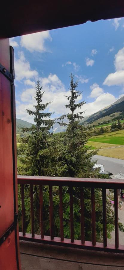 Hotel La Cle Des Champs Lanslebourg-Mont-Cenis Exterior foto