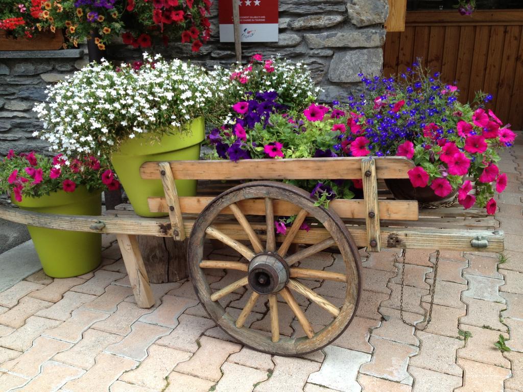 Hotel La Cle Des Champs Lanslebourg-Mont-Cenis Exterior foto